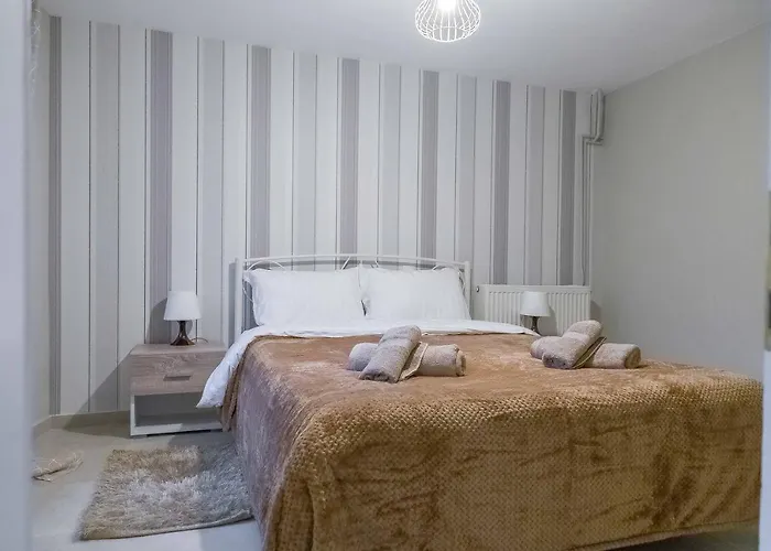 Historic Luxury House In The Heart Of Meteora カランバカ