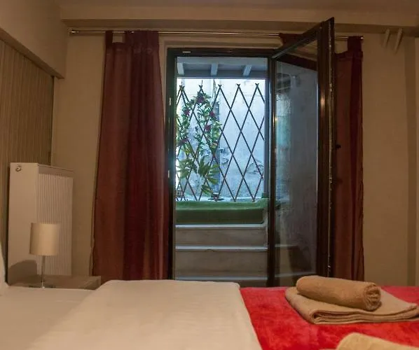 ヴィラ Historic Luxury House In The Heart Of Meteora カランバカ